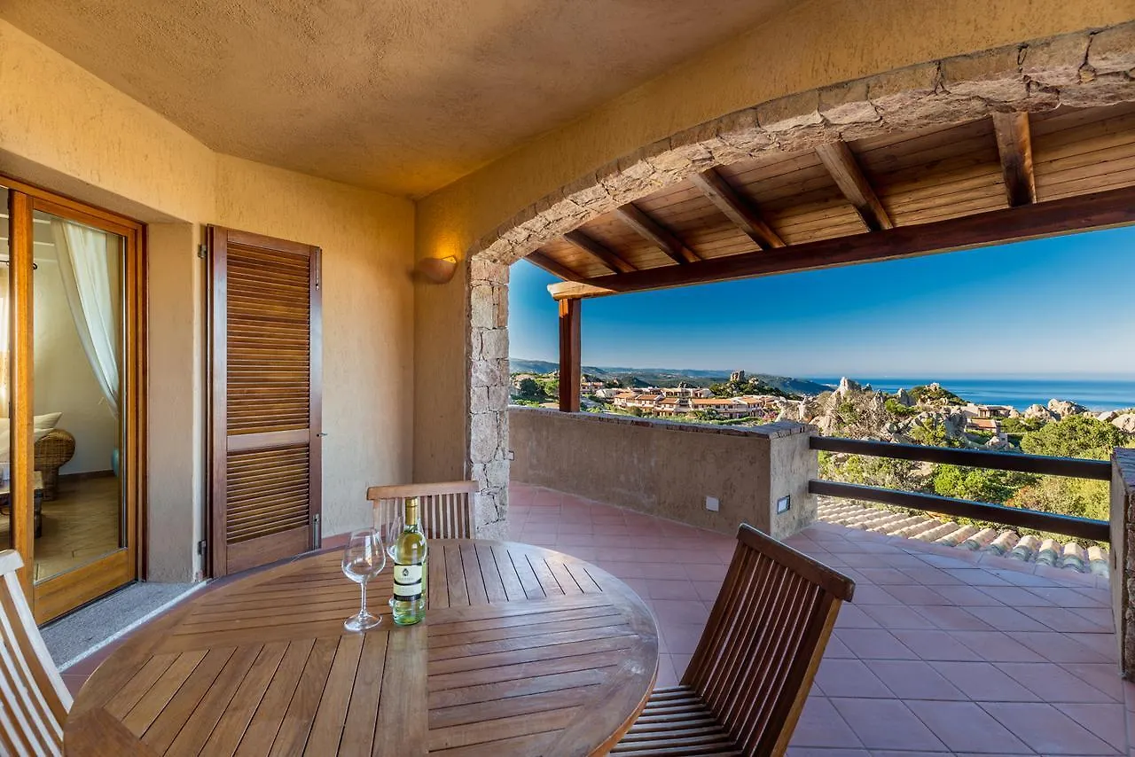 Villa La Dimora Del Falco Trinità dʼAgultu